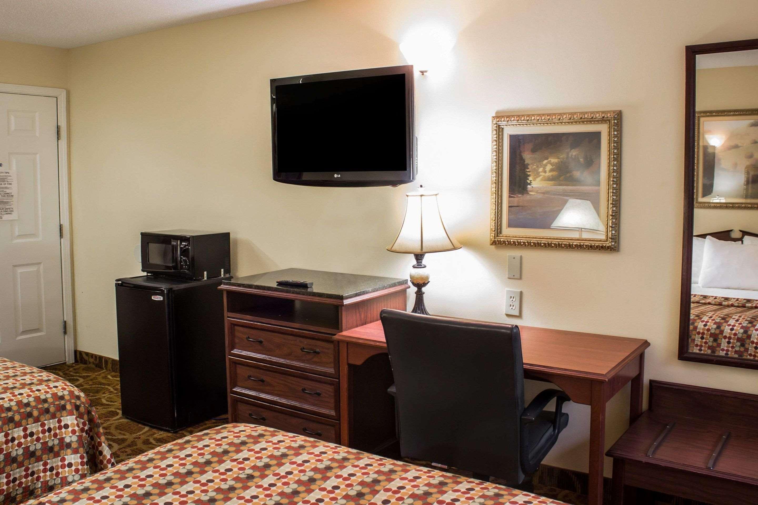 Econo Lodge Greenville Exterior photo