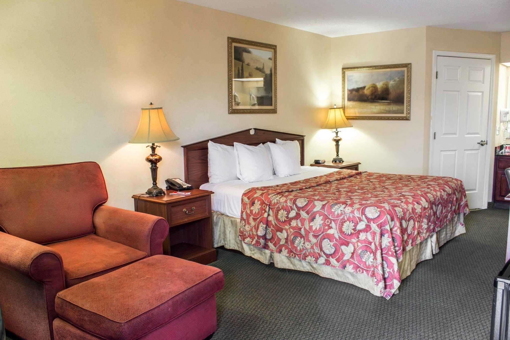 Econo Lodge Greenville Exterior photo